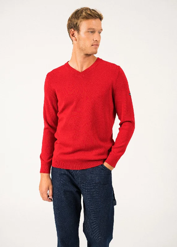 - Air box TSA certified check-inCuirassé V neck jumper - in soft wool (ROUGE)