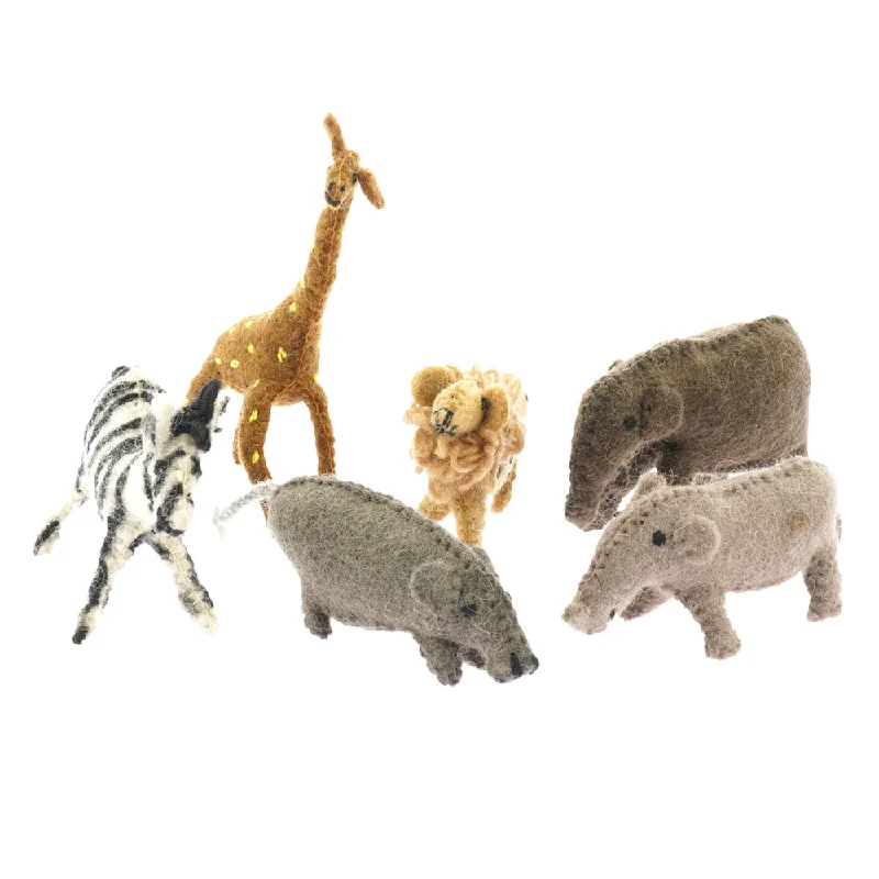 - Pet stroller can be taken on the planePapoose Toys African Animals Set